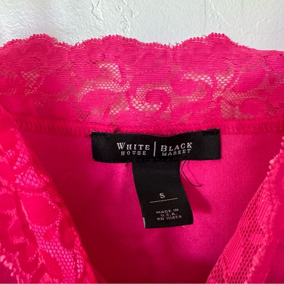 WHITE HOUSE BLACK MARKET Lace Trim V-Neck Tank Top - Picture 4 of 4